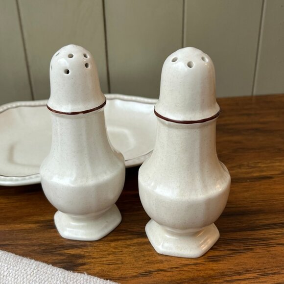 Kensington Staffordshire England Handcrafted Ironstone Set Salt Pepper Shakers - Picture 5 of 15